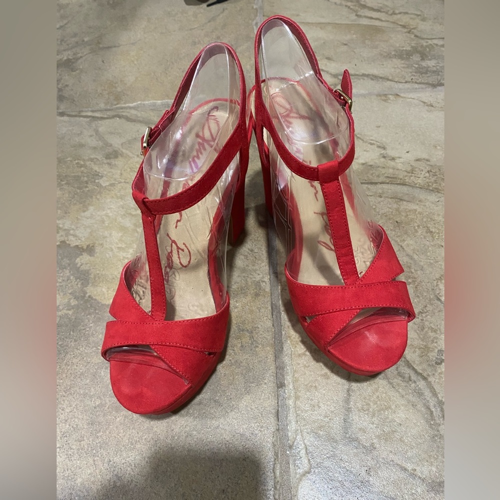 American Rag red suede heels
